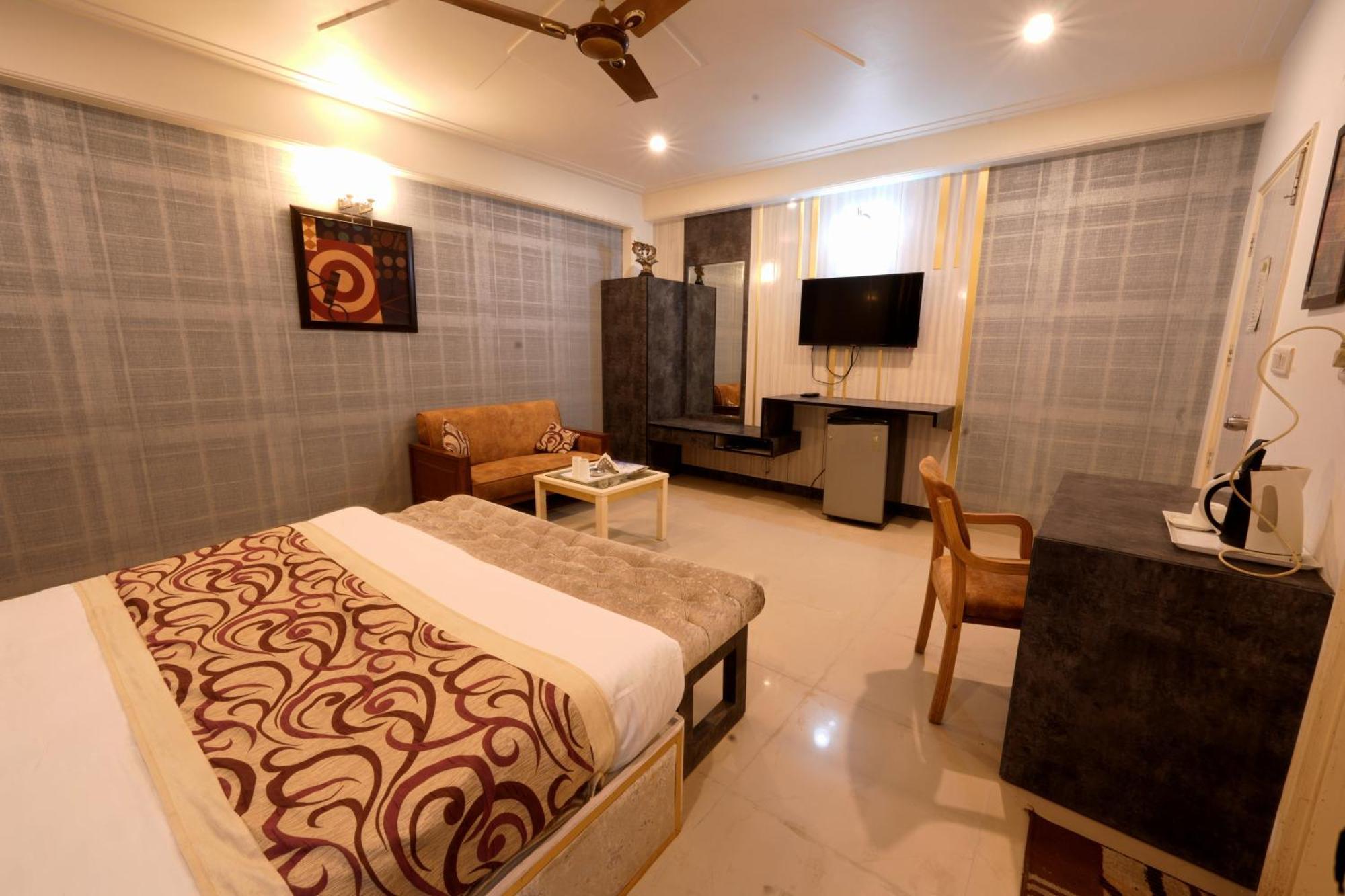 A Family Hotel Oppera Near Igi Airport New Delhi Ngoại thất bức ảnh