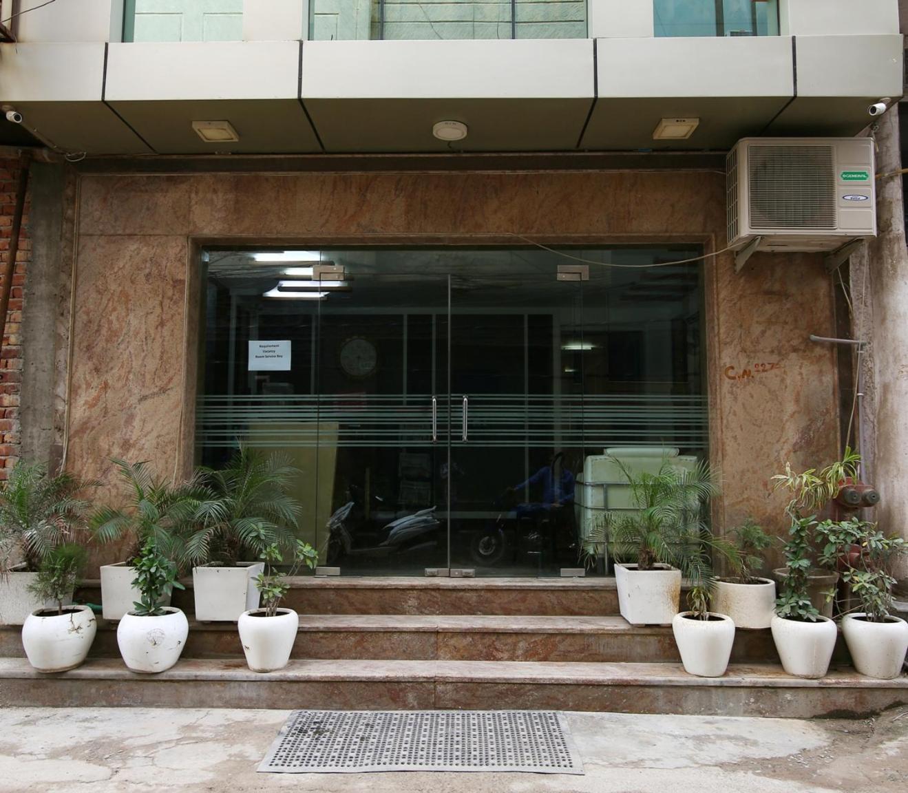 A Family Hotel Oppera Near Igi Airport New Delhi Ngoại thất bức ảnh